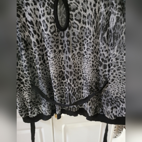 Blouse - Picture 13 of 13